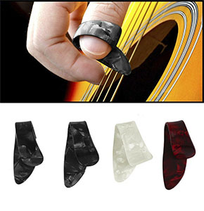 [2691] 3 Finger Picks + 1 Thumb Pick Plectrums Guitar Plastic Set